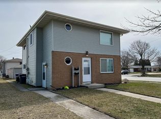 3331 S 11th Pl, Sheboygan, WI 53081