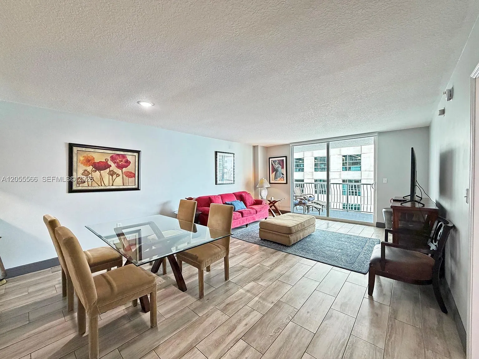 The Club At Brickell Bay — Photo 3