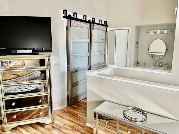 (undisclosed Address), Denver, CO 80206