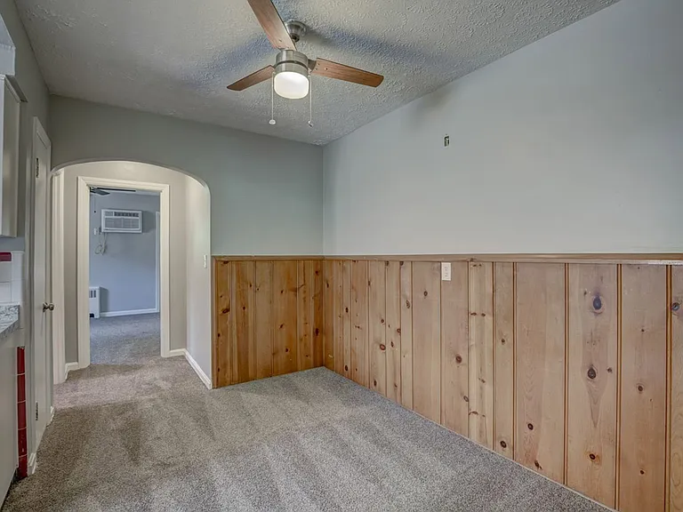 1672 Llanfair Ave #3 — Photo 8
