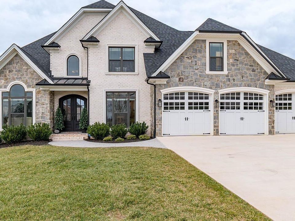 1st image of 1384 Lake Manor Dr