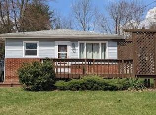 2841 Farmdale Rd, Akron, OH 44312