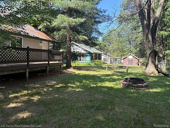 2nd image of 3871 Oakgrove Rd