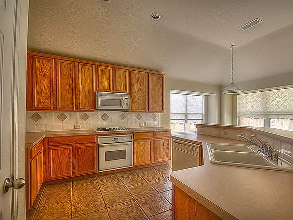 4th image of 4817 Culberson Ct