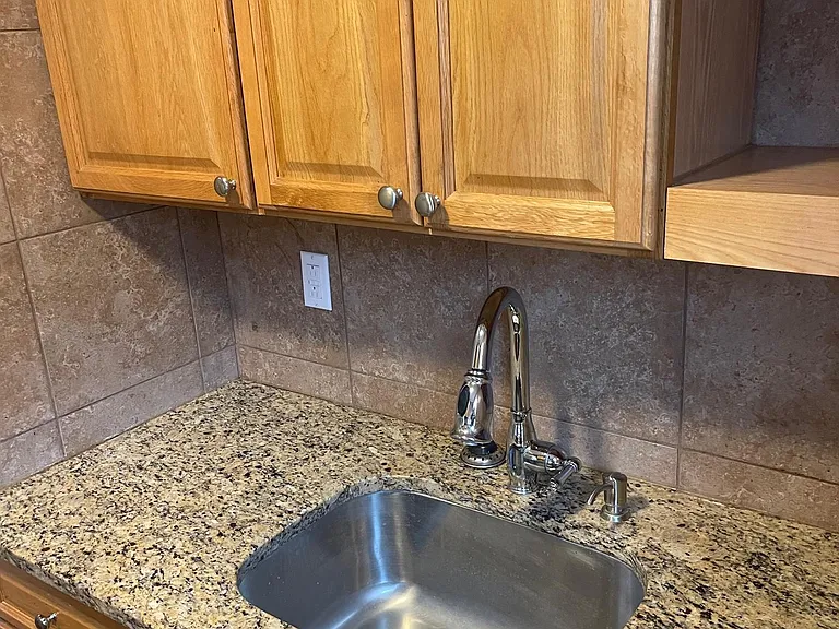 776 Cooke Dr — Photo 9
