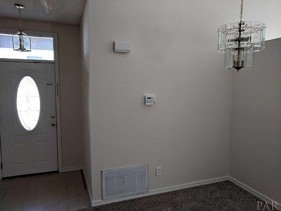 4th image of 5873 Dandelion Ln