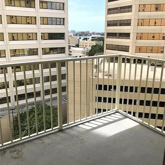 628 Cleveland St #903 — Photo 24