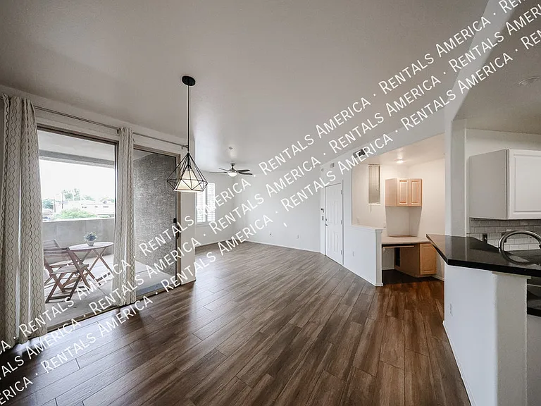 5303 N 7th St #232 — Photo 1