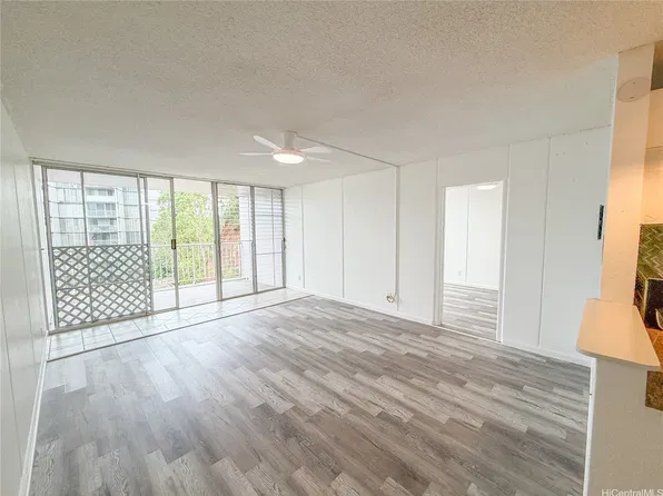 95-020 Waihonu St APT C804, Mililani, HI 96789
