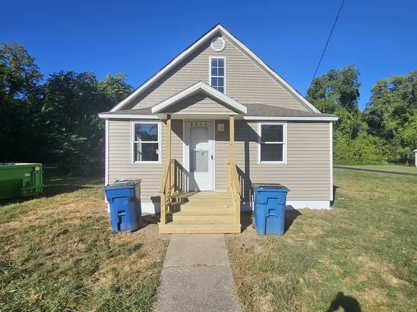 2306 Elizabeth St, Alton, IL 62002