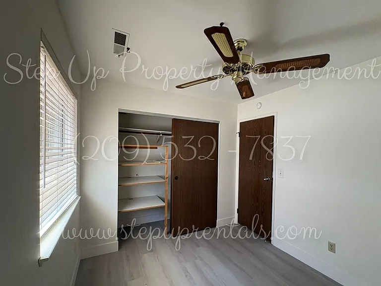 19046 Digger Pine St — Photo 9
