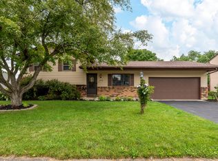 1970 Limetree Ct, Grove City, OH 43123