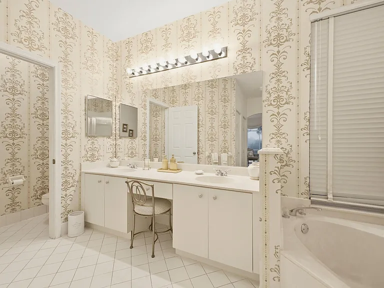 4378 Danielson Dr — Photo 26