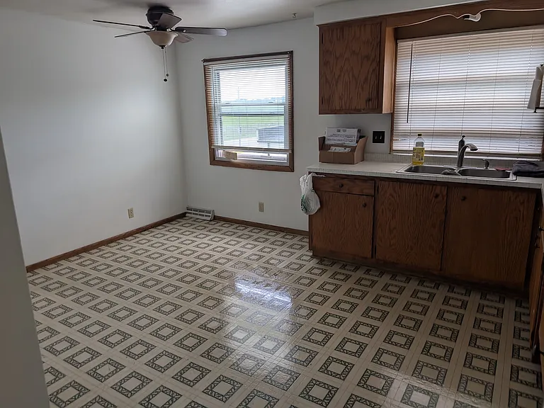 10203 W Hampton Ave — Photo 2