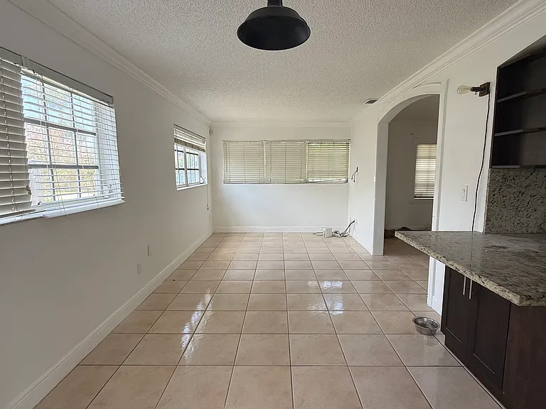 3300 SW 126th Ave — Photo 13