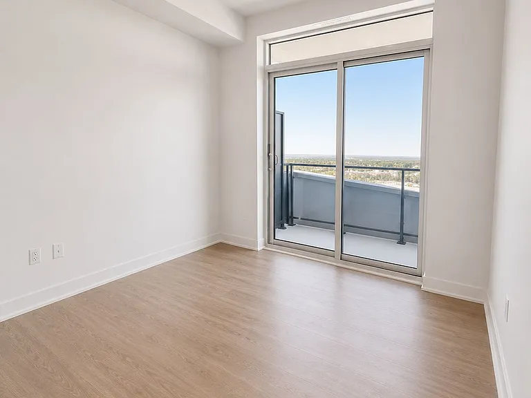 25 Wellington St S #3408 — Photo 8
