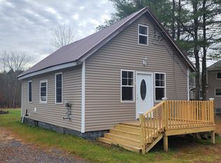 268 W Bush Rd, Gloversville, NY 12078