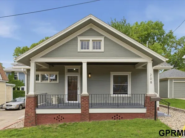 208 N 2nd St, Council Bluffs, IA 51503