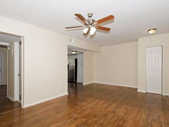 2nd image of 1313 Silverado Dr