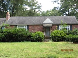 95 Havilah St, Lowell, MA 01852