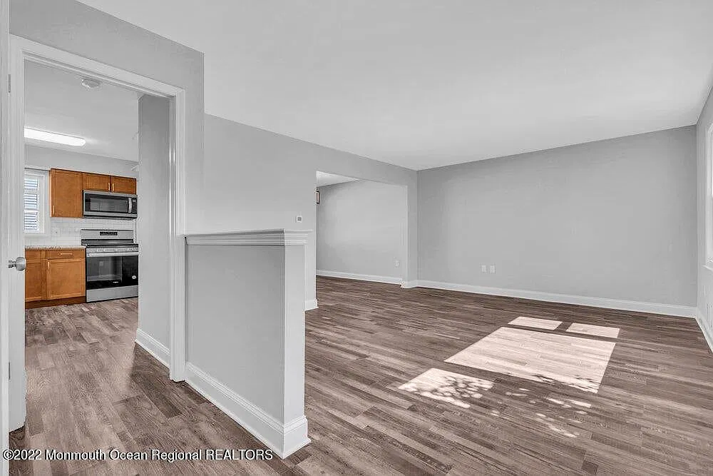 3 bed, 1.5 bath, 1378 sqft, $2,850 — Photo 4