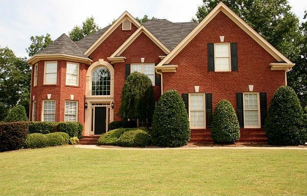 Gorgeous, 3 sides brick!