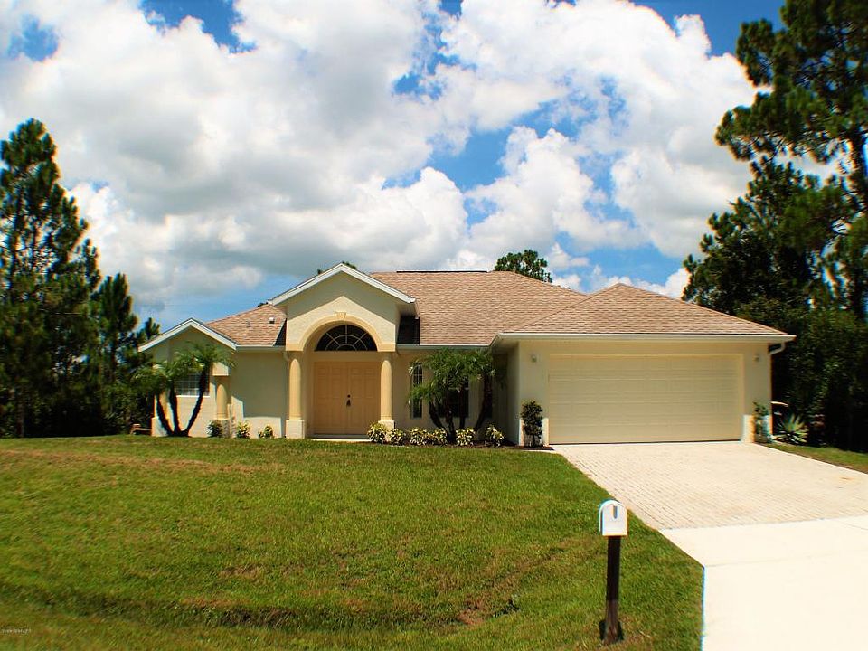 1st image of 3033 Tropical Cir SE
