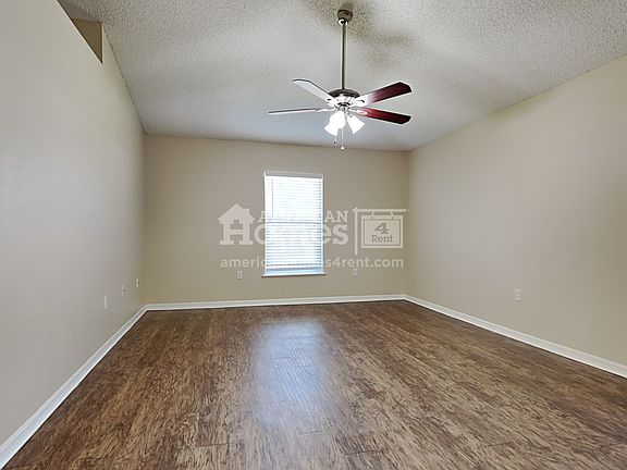 4th image of 3395 Glenn Hollow Ct