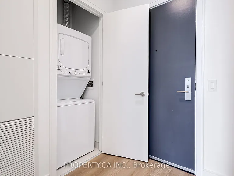 86 Dundas St E #1705 — Photo 13