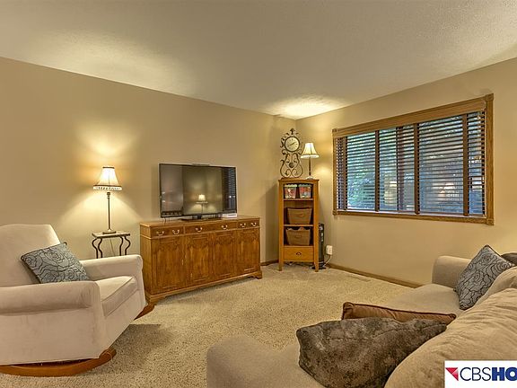 3rd image of 13902 Barretts Cir