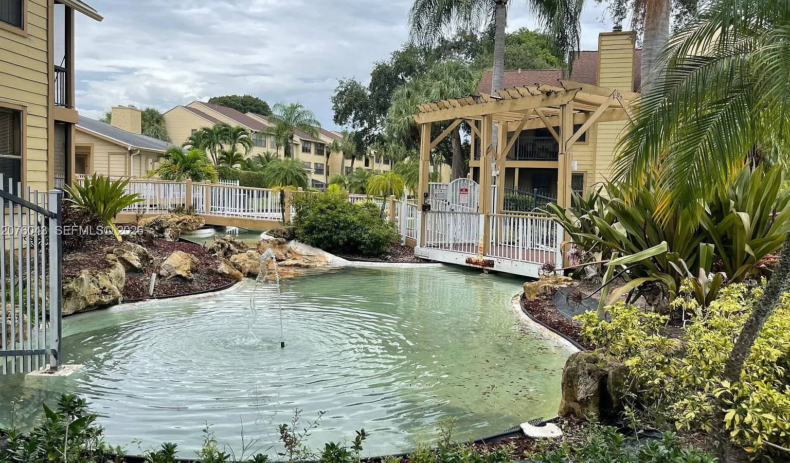 Boynton Landings Condo — Photo 1