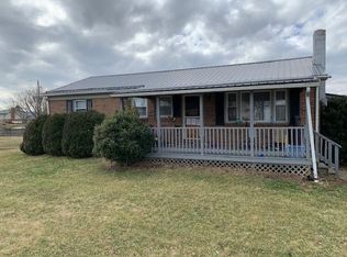 5725 Alum Spring Rd, Pulaski, VA 24301