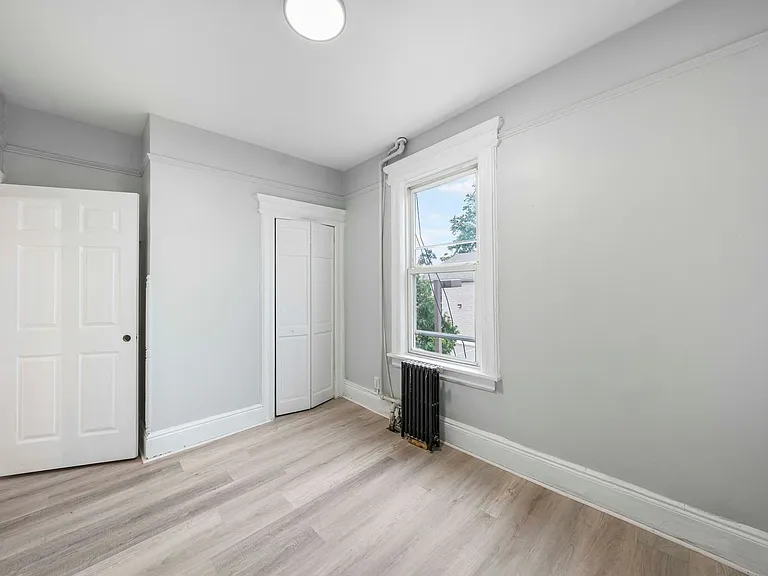 2768 Vauxhall Rd — Photo 10