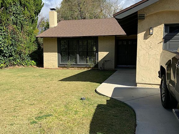 2nd image of 29163 Hillrise Dr