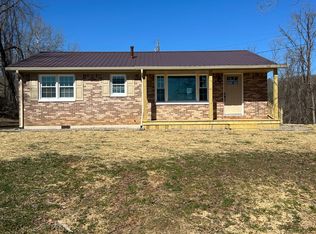 6650 Winchester Rd, Clay City, KY 40312