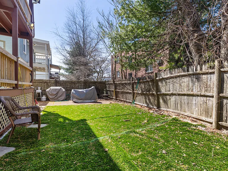 14 Barton St — Photo 14