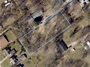 2754 Briarwood Rd, New Albany, IN 47150