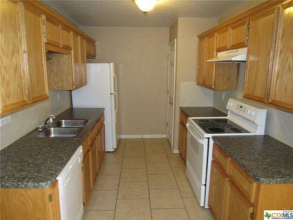 5th image of 4601 Sunflower Dr APT B