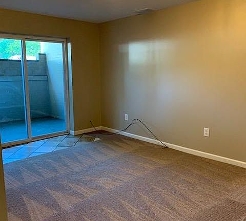 2nd image of 109 Pine Dr APT 3