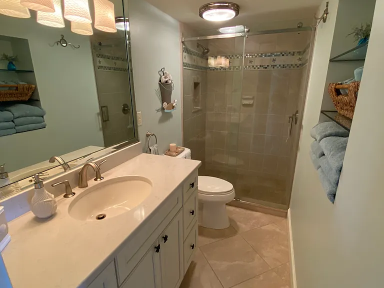 25710 Hickory Blvd #302A — Photo 13