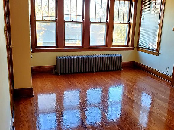 4th image of 6938 S Campbell Ave #2