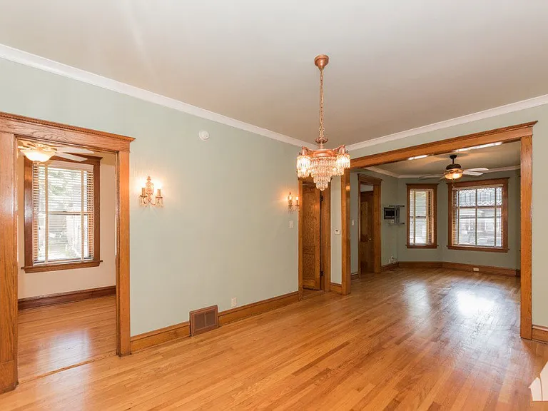 3710 N Damen Ave #1 — Photo 9