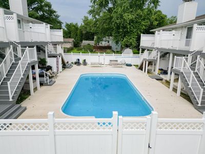 217 21st St NW APT 10, Waverly, IA, 50677