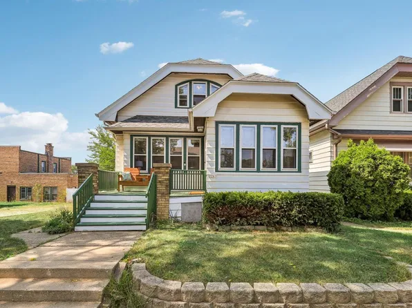 2261 South 75th STREET, West Allis, WI 53219