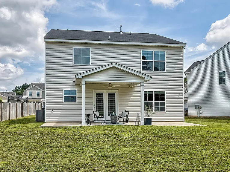 772 Tanager Ln — Photo 5