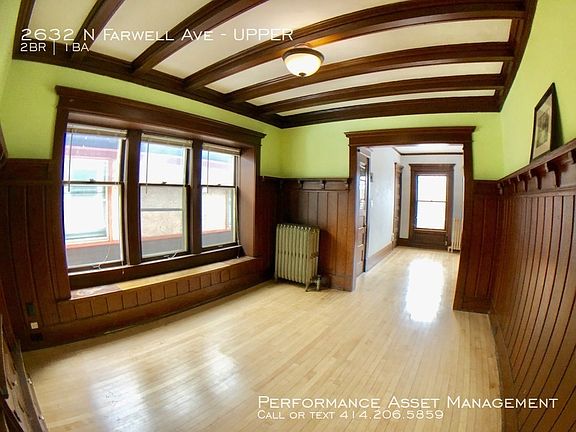 3rd image of 2632 N Farwell Ave