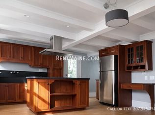 25 High St, Old Town, ME 04468