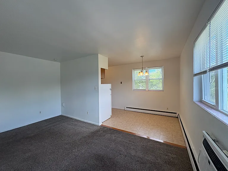 1029 Broadway #B5 — Photo 4