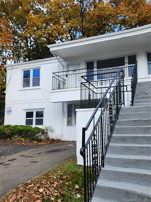 2 bed, 1.0 bath, 1000 sqft, $1,895 — Photo 2