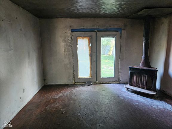 4th image of 10210 Catalina Dr